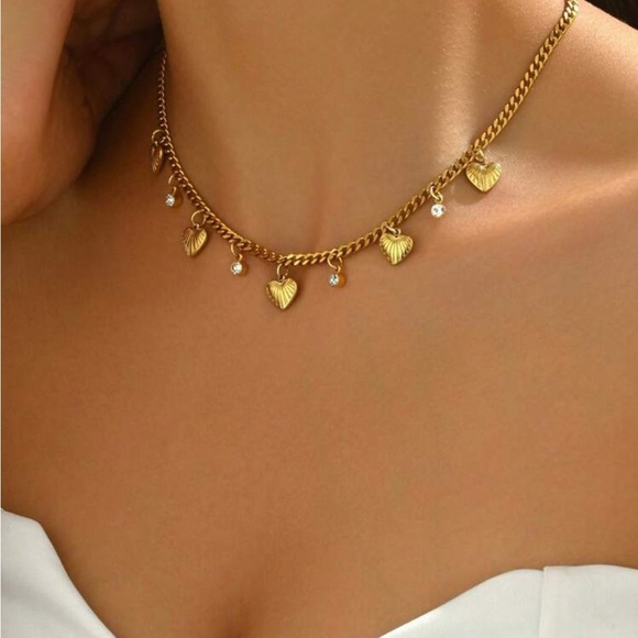 Jewelry - 18K Gold Plated Heart Charm Necklace